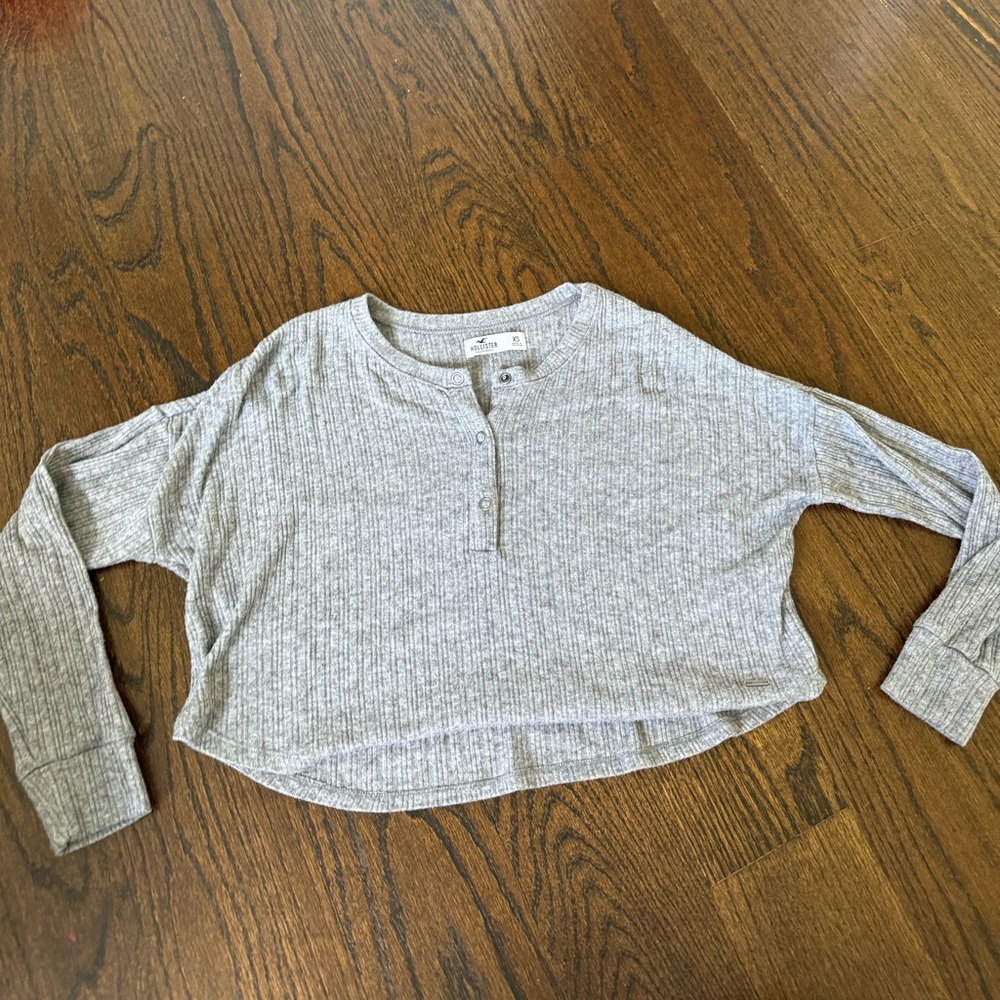 Ribbed Crop Cozy Henley